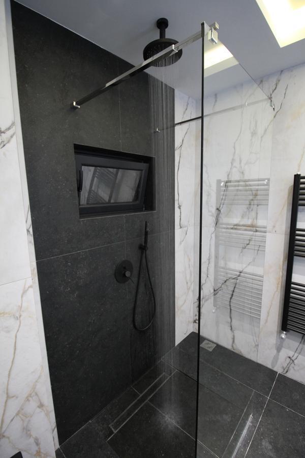 Eros - Luxurious Apartment Thessaloniki Exterior photo